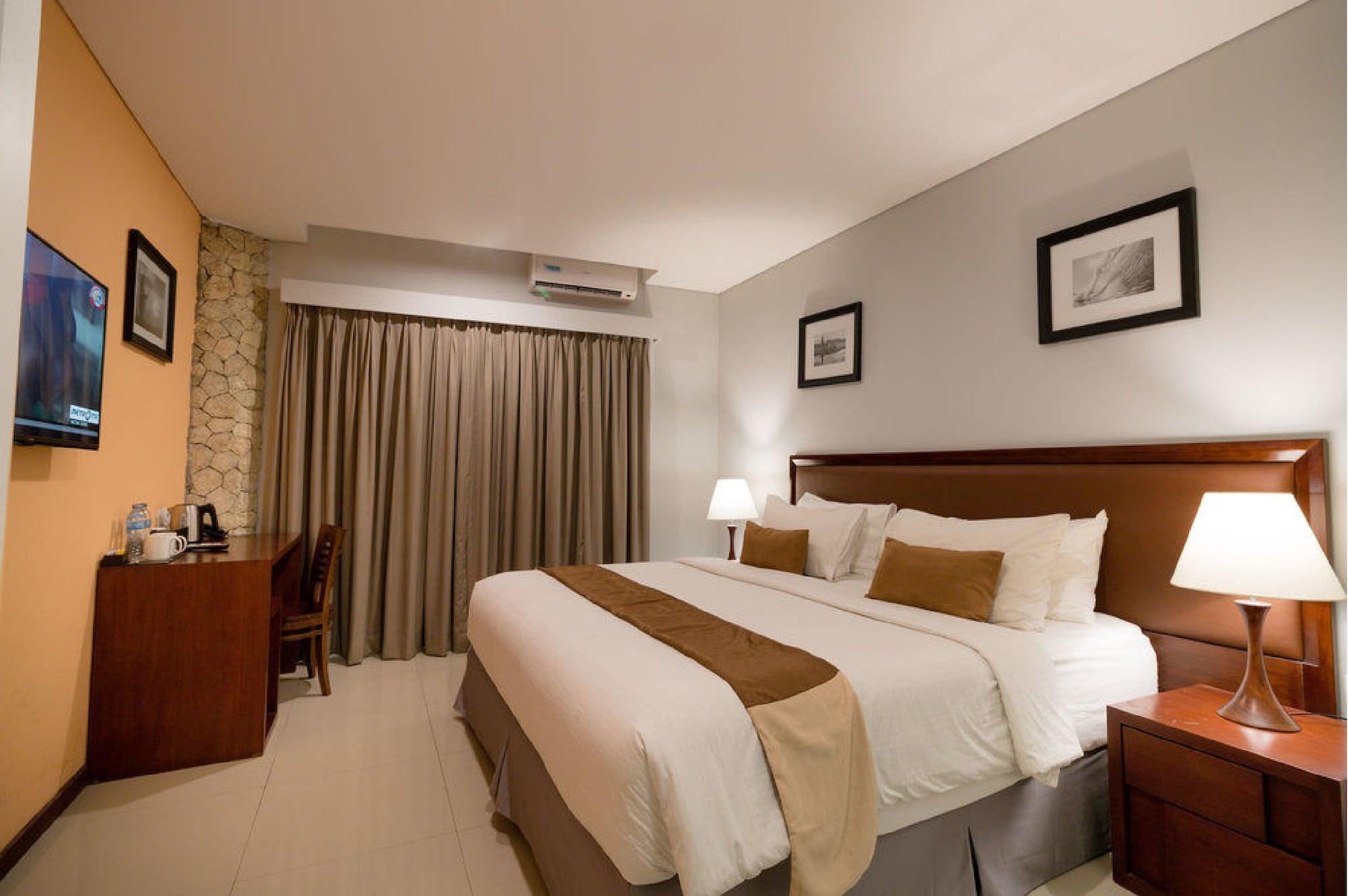 קוטה לומבוק Kutabex Beachfront Hotel מראה חיצוני תמונה