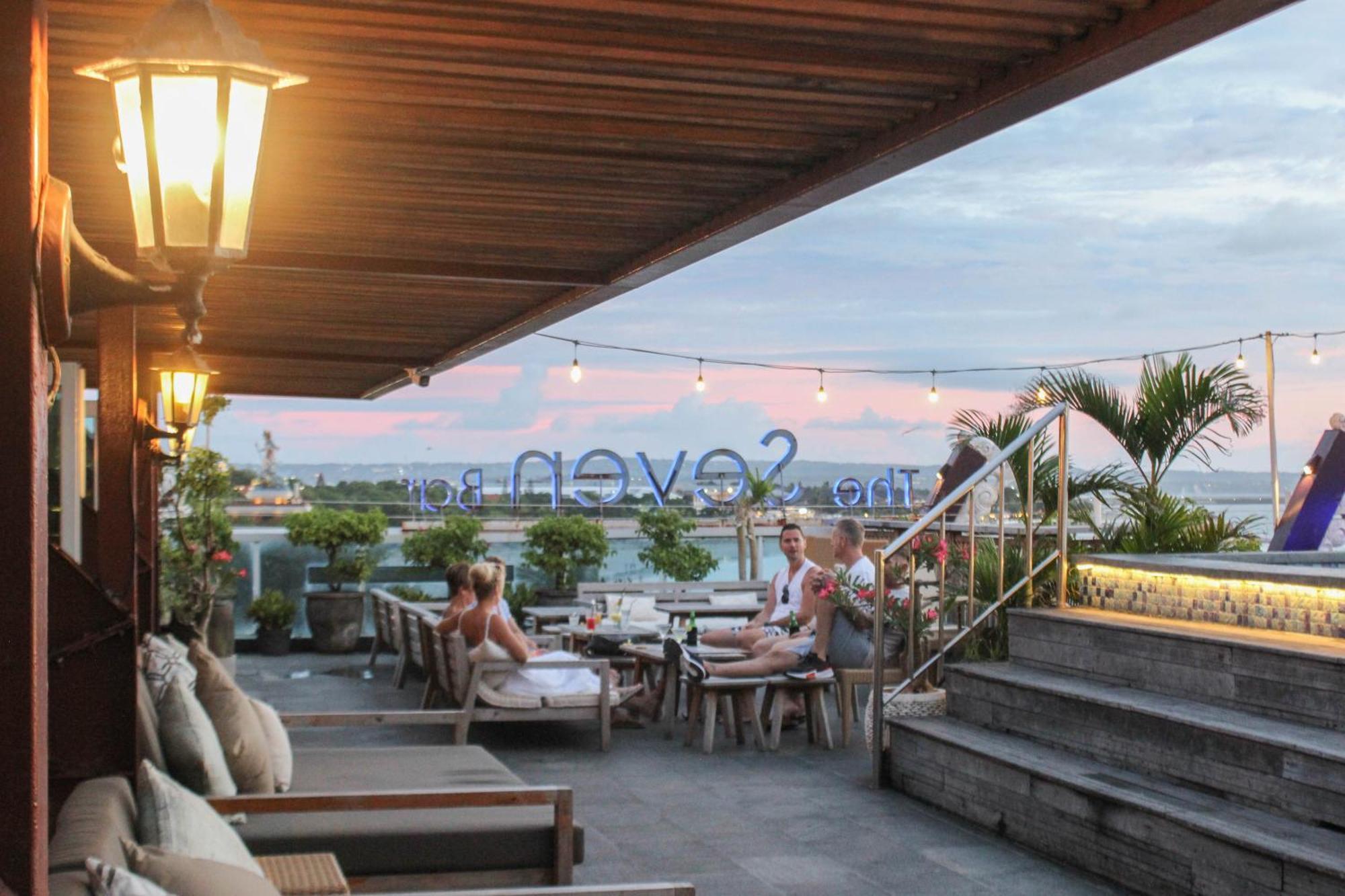 קוטה לומבוק Kutabex Beachfront Hotel מראה חיצוני תמונה