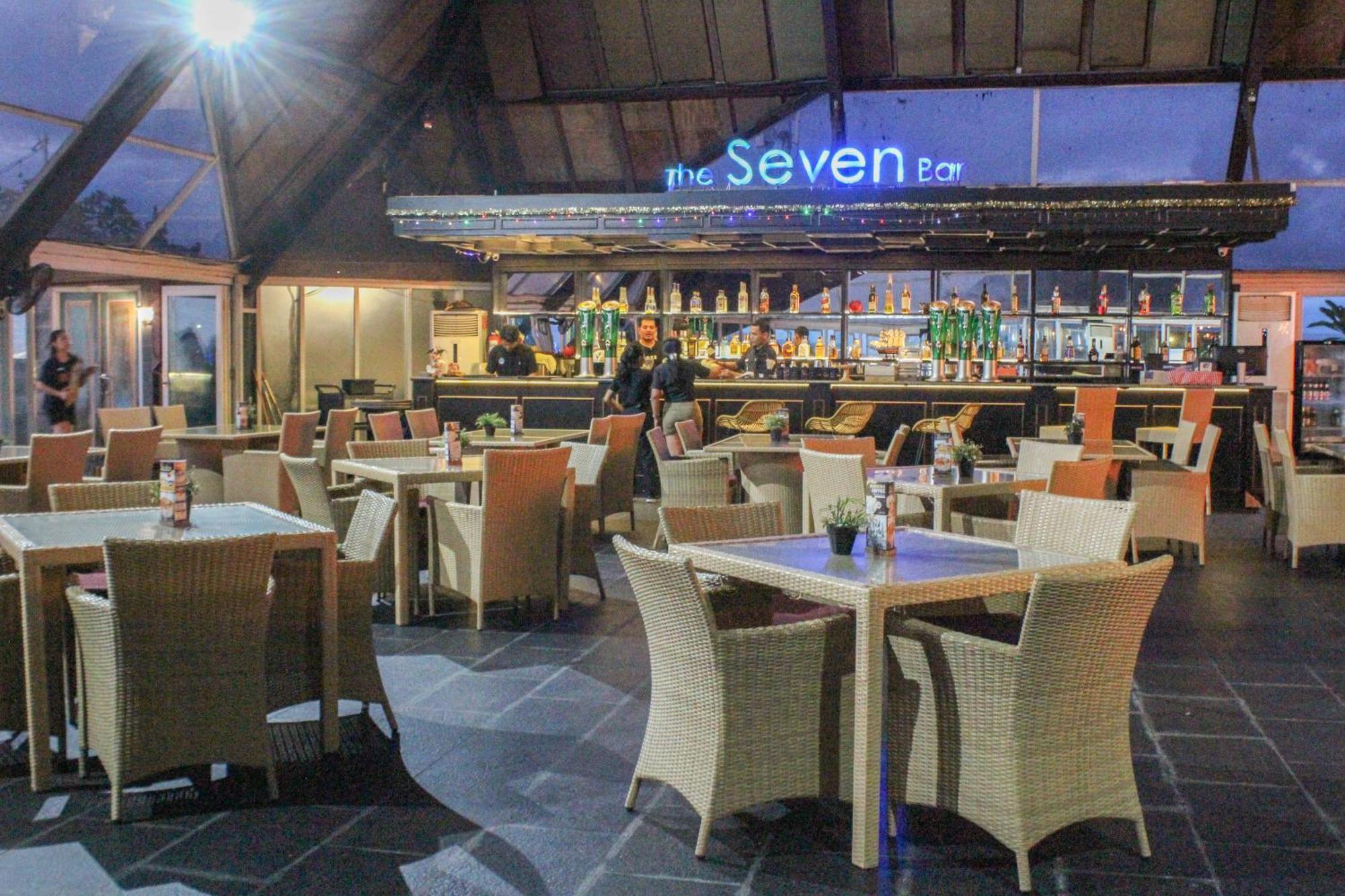 קוטה לומבוק Kutabex Beachfront Hotel מראה חיצוני תמונה