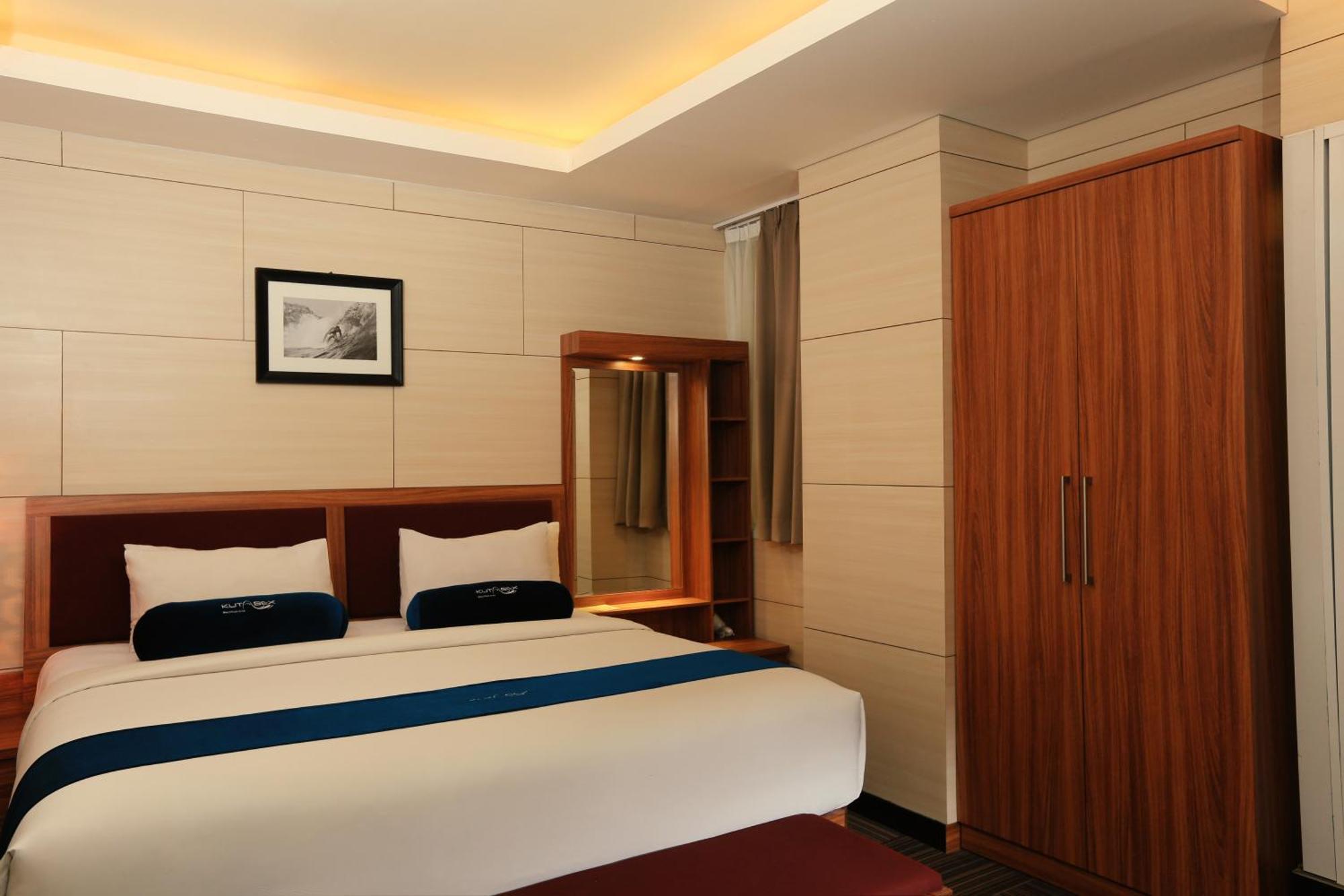 קוטה לומבוק Kutabex Beachfront Hotel מראה חיצוני תמונה