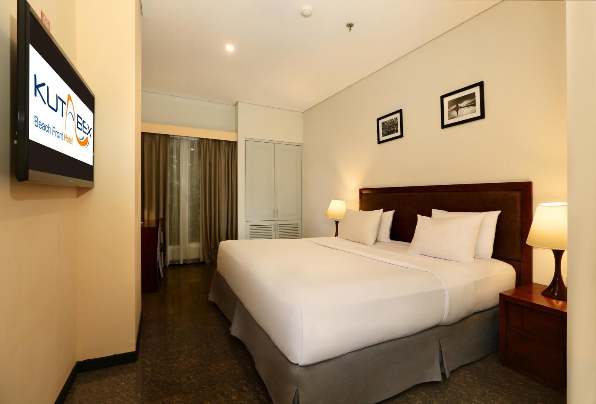 קוטה לומבוק Kutabex Beachfront Hotel מראה חיצוני תמונה