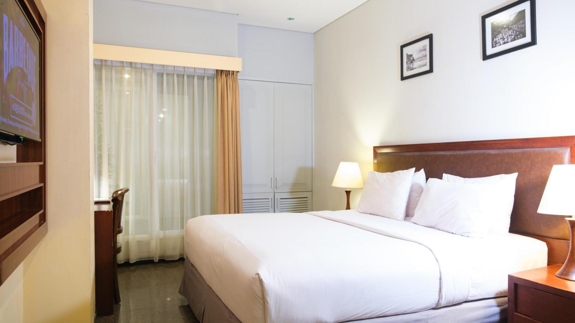 קוטה לומבוק Kutabex Beachfront Hotel מראה חיצוני תמונה
